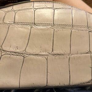 Elegant Cream Crocodile-Embossed Dooney and Bourke Penny Crossbody Women's Bag